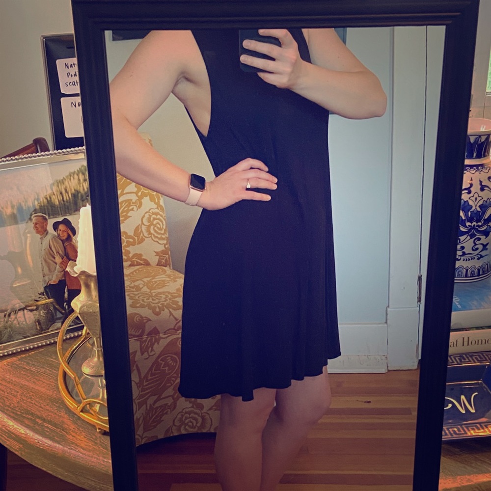 2 Sleeveless Shift Dresses